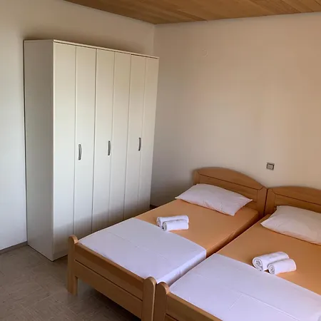 Lägenhet Marinko Trogir