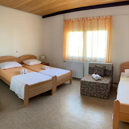 Lägenhet Marinko Trogir