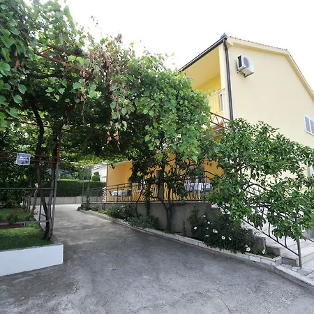 Marinko Apartment *